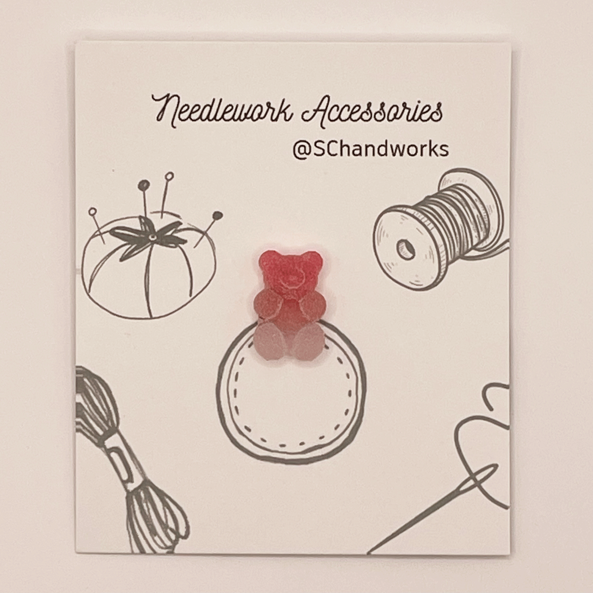 Small Gummy Bear Needle Minder