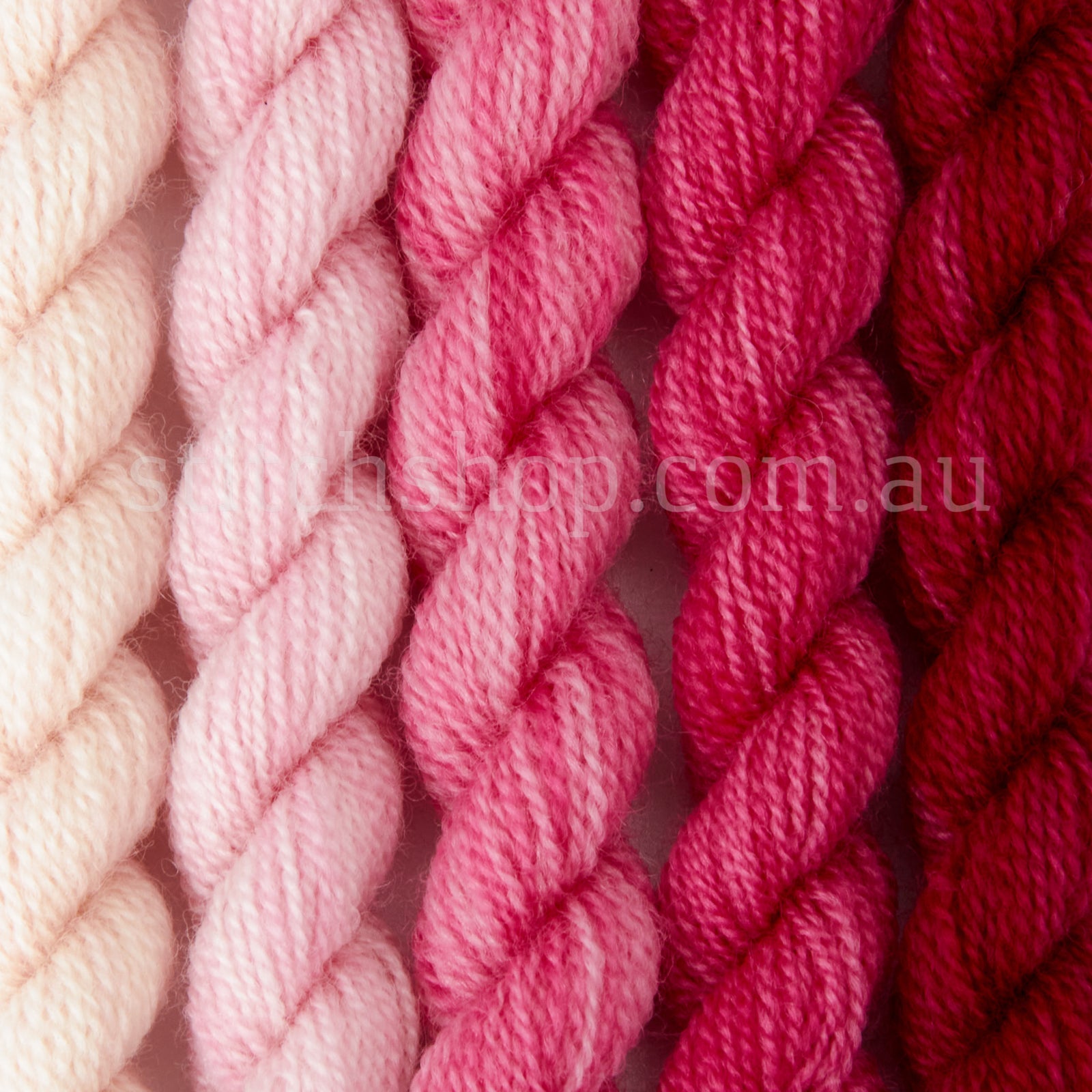 Gumnut Yarns Daisies (010 - 568)