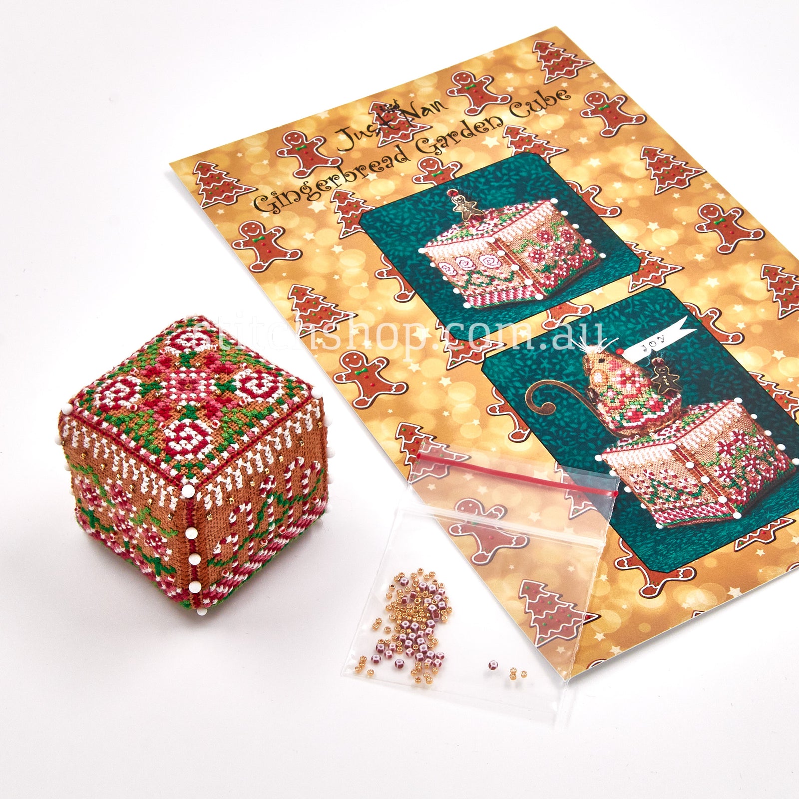 Gingerbread Garden Cube with Linen