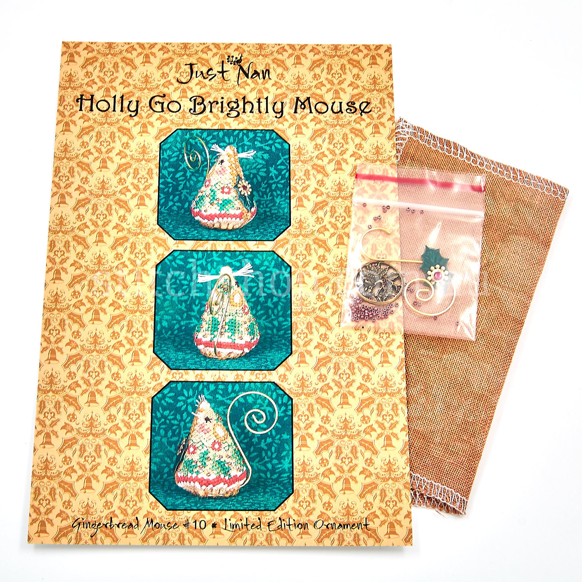 Holly Go Brightly Mouse with Linen